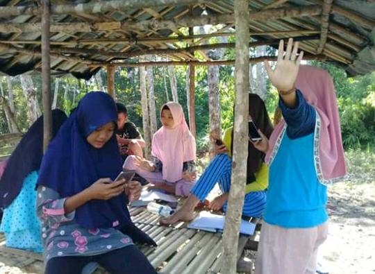 Covid-19 Tak Surutkan Semangat Anak-anak Bemban Untuk Belajar